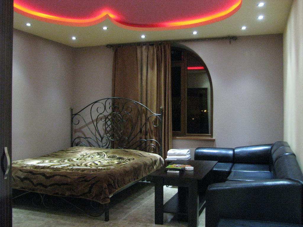 Princ Plaza Hotel Yerevan Quarto foto