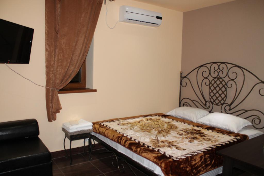 Princ Plaza Hotel Yerevan Quarto foto