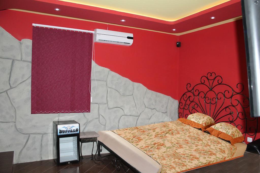 Princ Plaza Hotel Yerevan Quarto foto