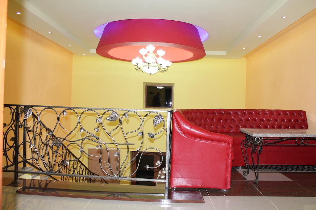 Princ Plaza Hotel Yerevan Quarto foto